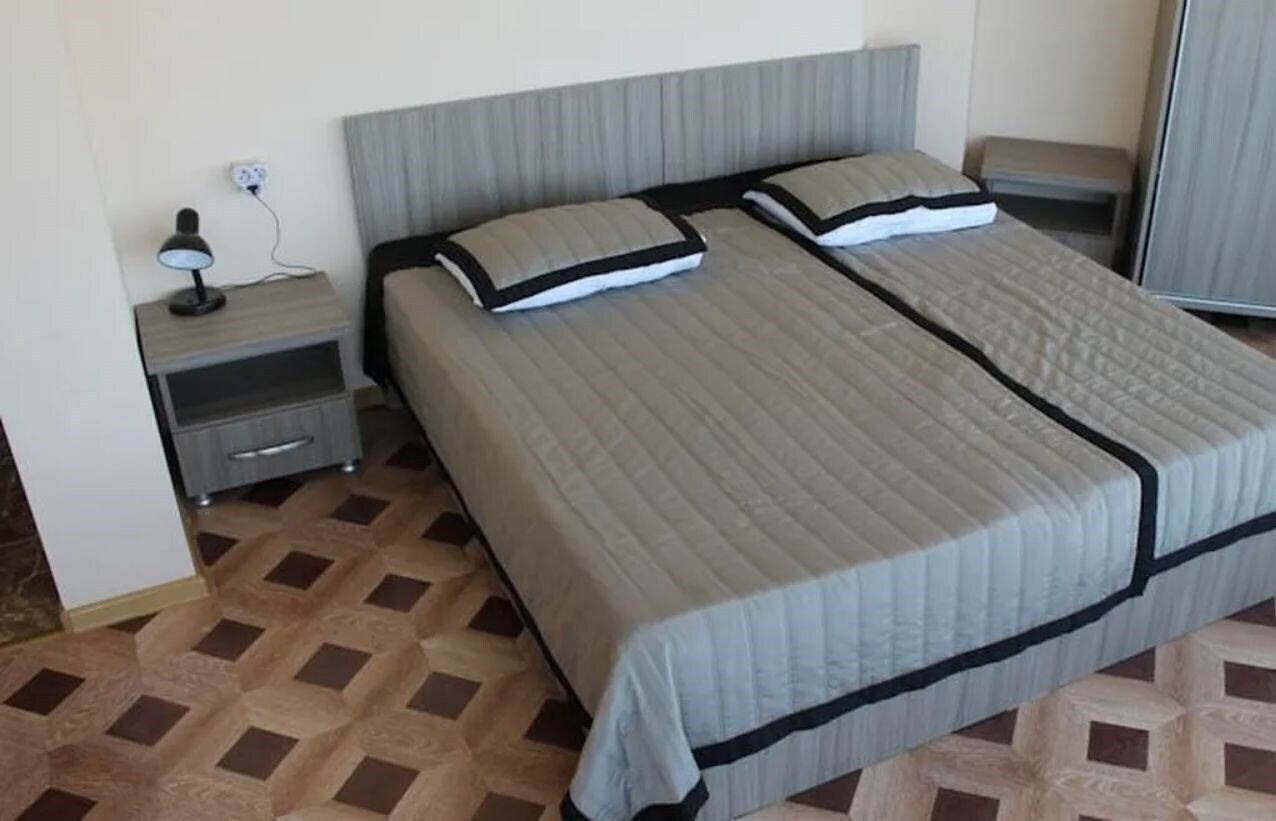 Панорама Hotel Sky 3*
